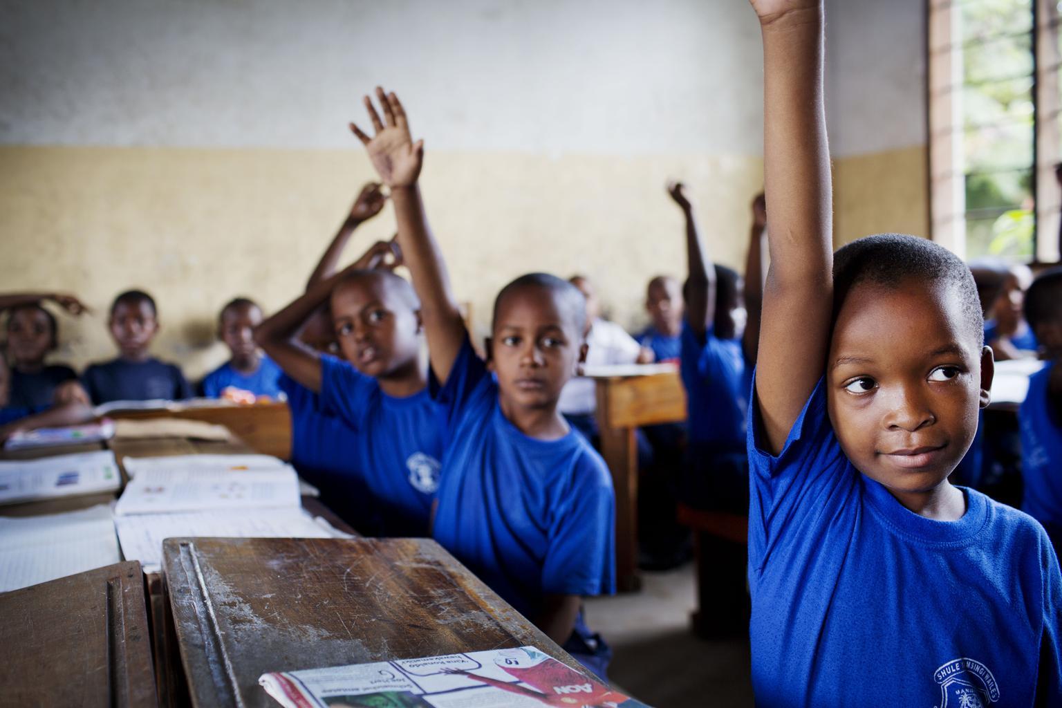Kinderen in klaslokaal Tanzania