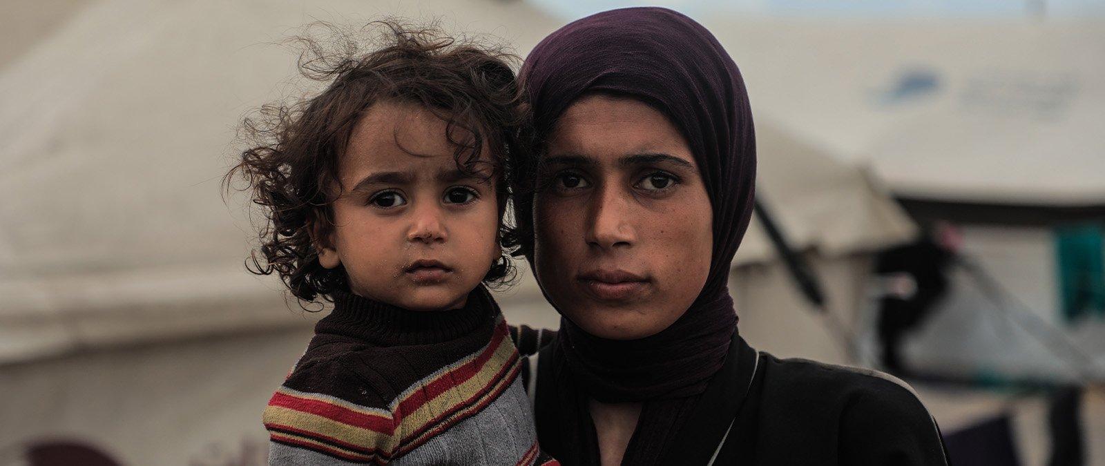 Moeder Maas met haar dochter in Gaza