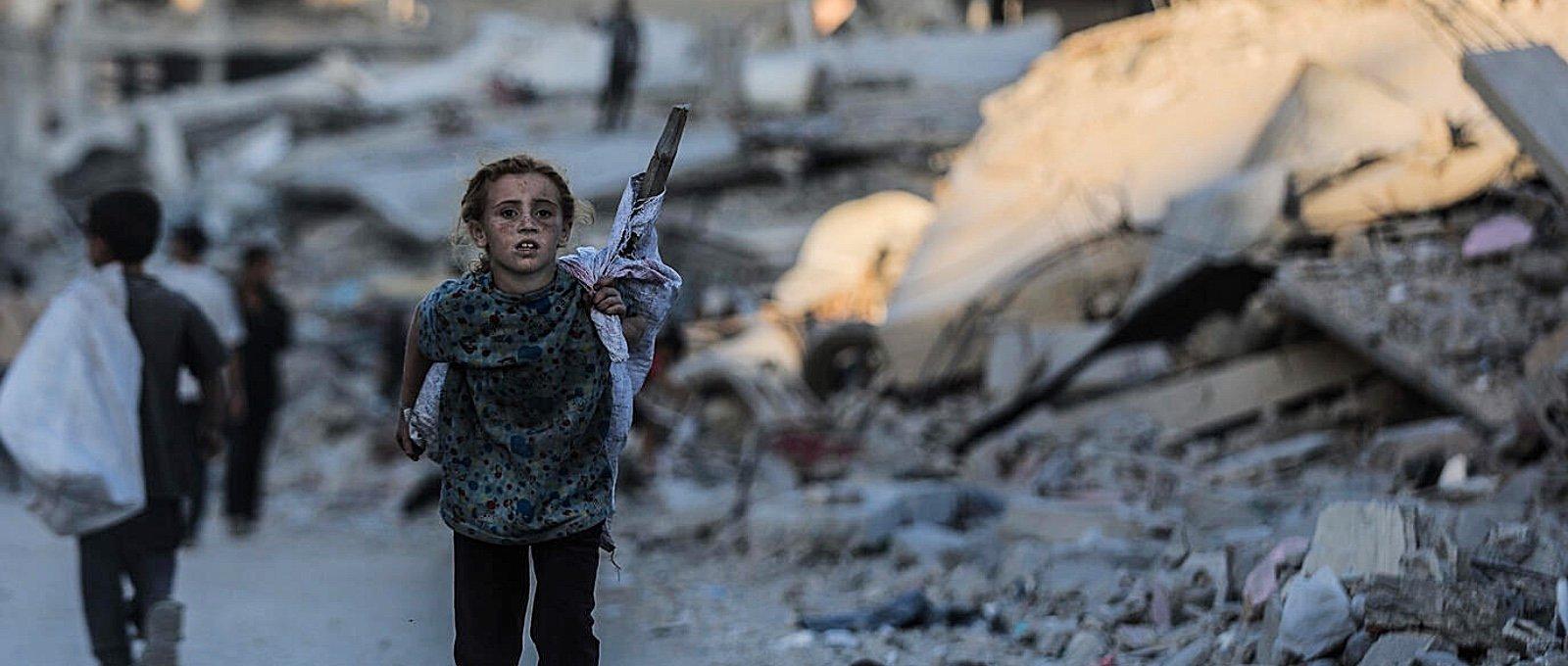 Families keren terug naar hun verwoeste huizen in Noord-Gaza