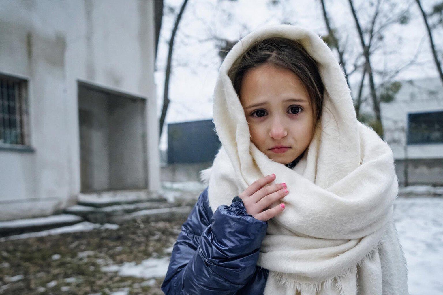oekraine vier jaar oorlog meisje in kou