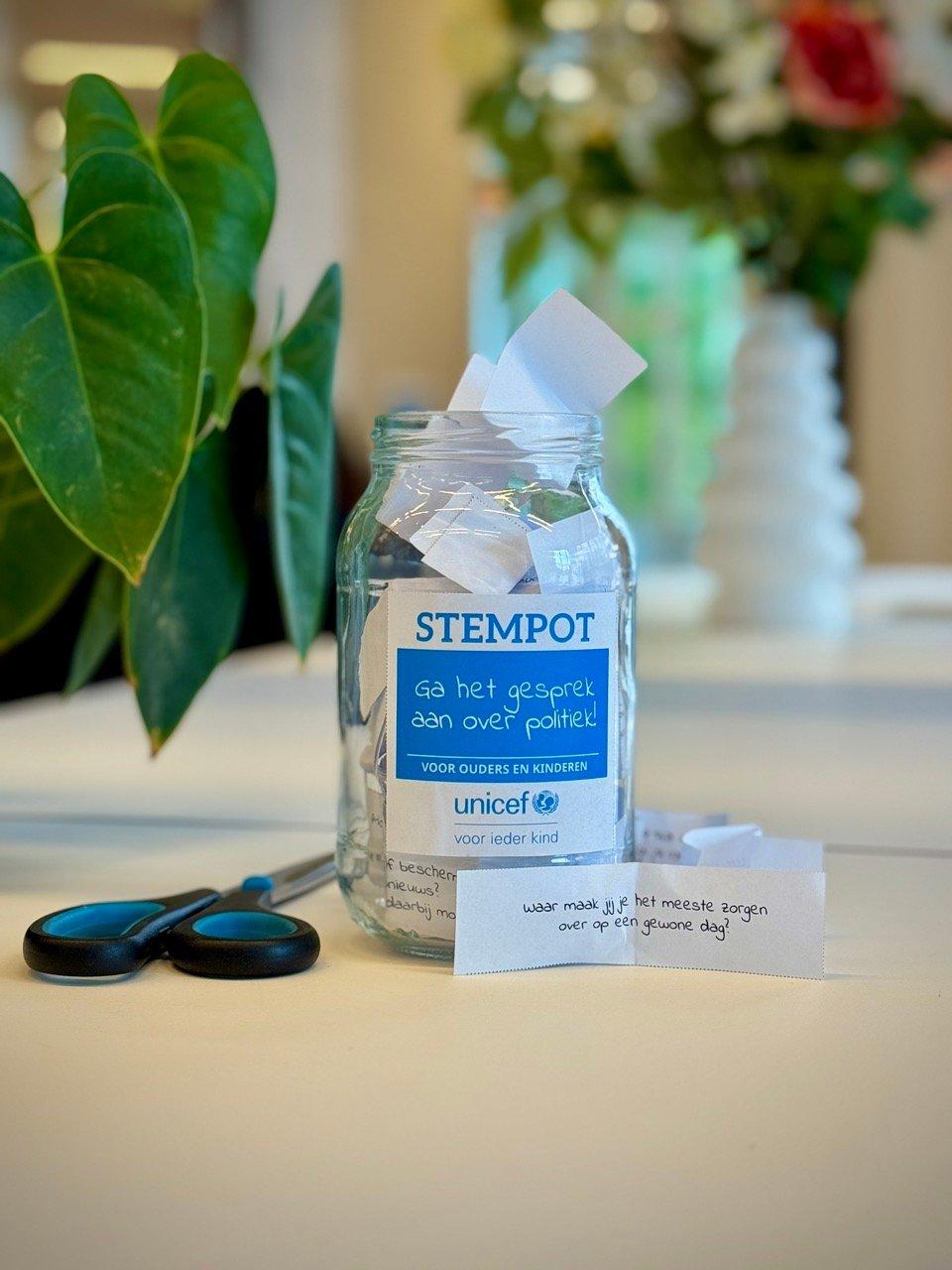 Stempot van unicef nederland