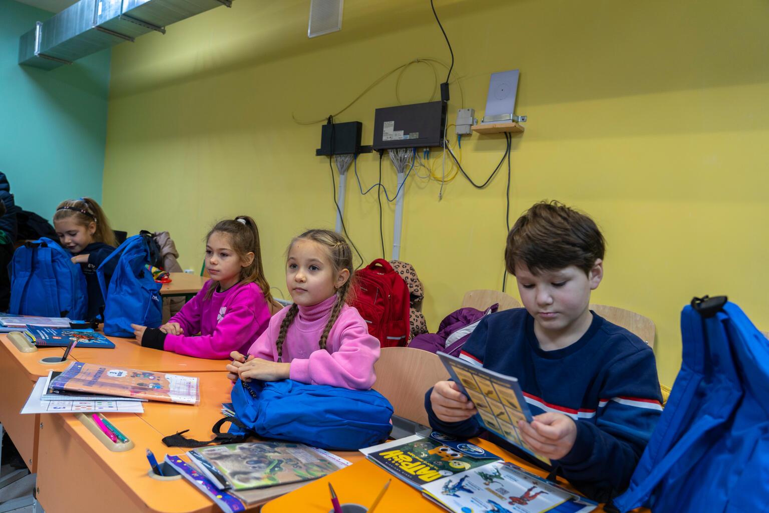 UNICEF helpt in Oekraïne met de wederopbouw van scholen.