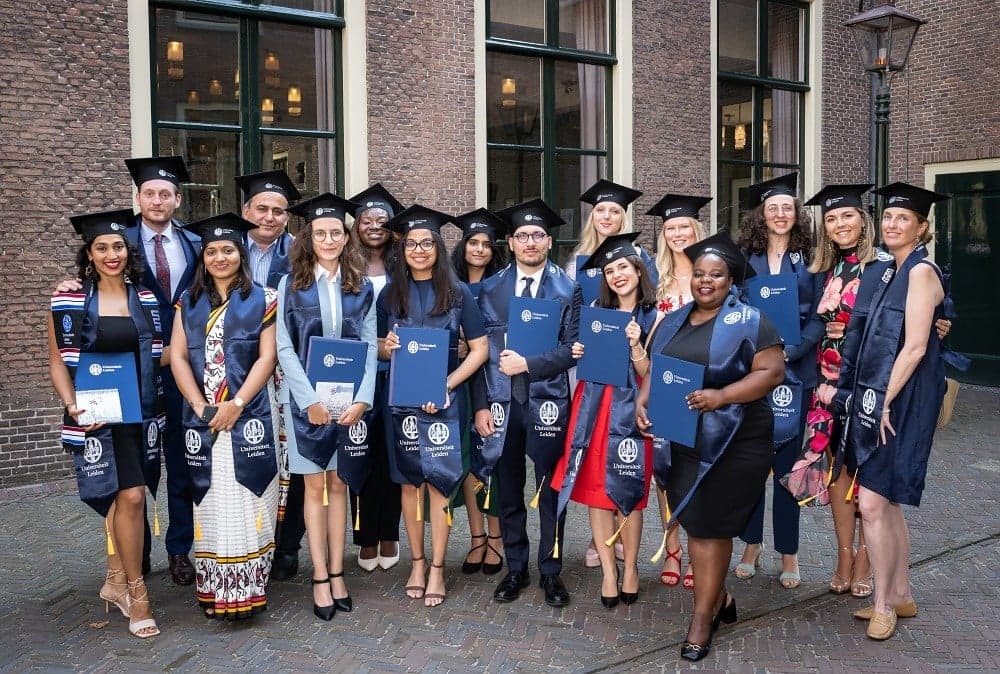 Afstuderen van Anna de Zeeuw en haar jaar op Universiteit Leiden.