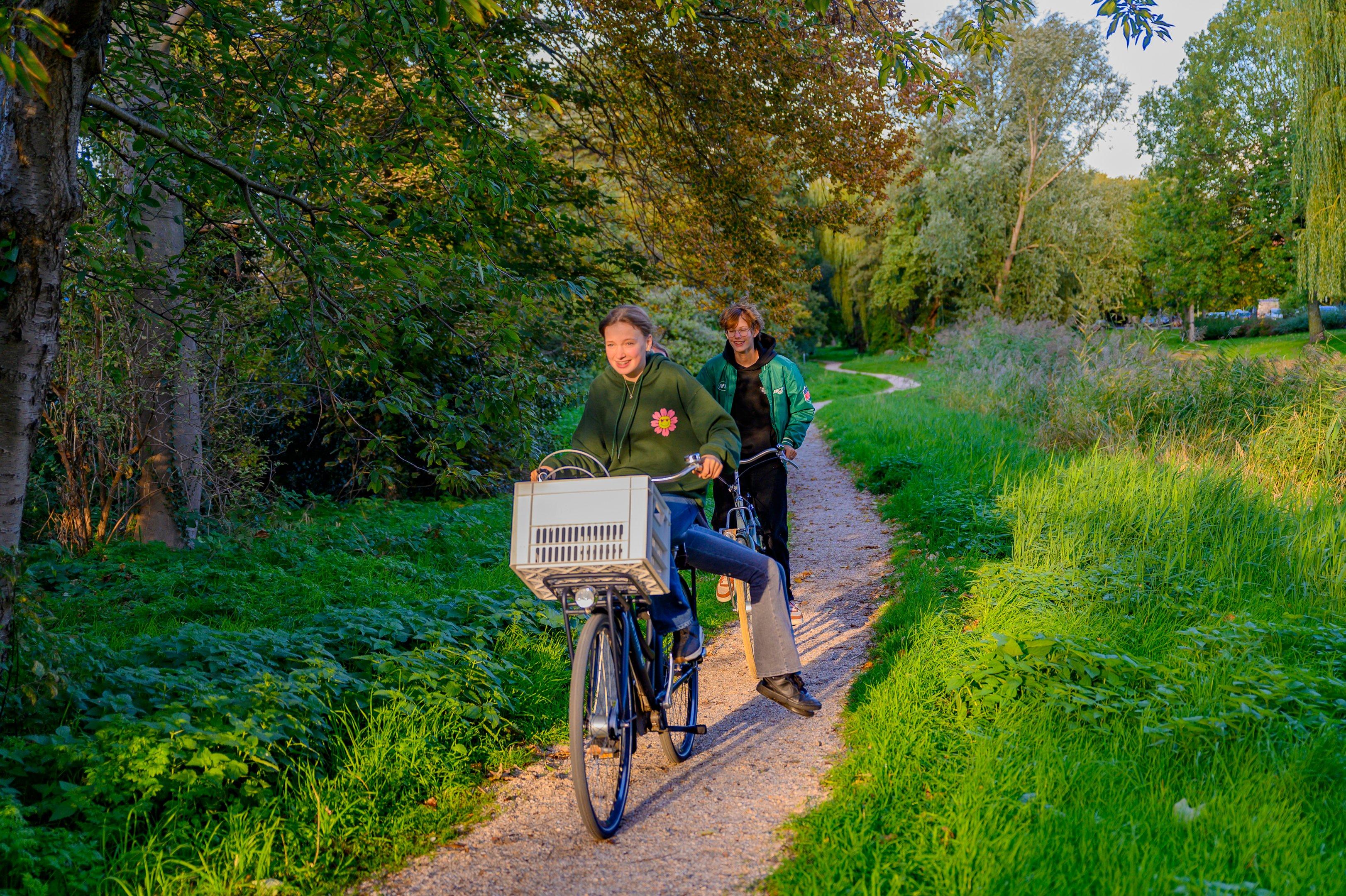 Kinderen op de fiets in Nederland