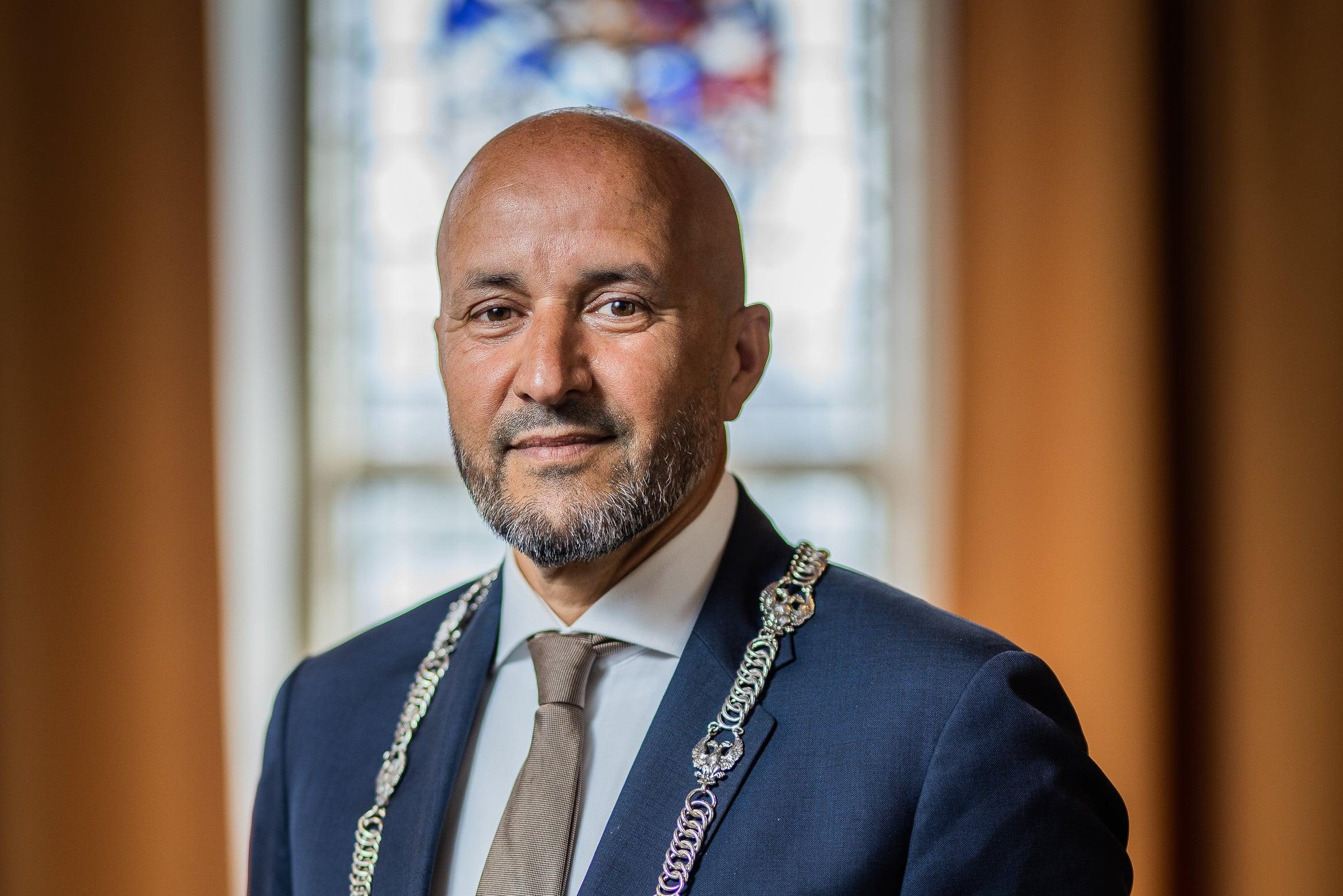Ahmed Marcouch portret liggend