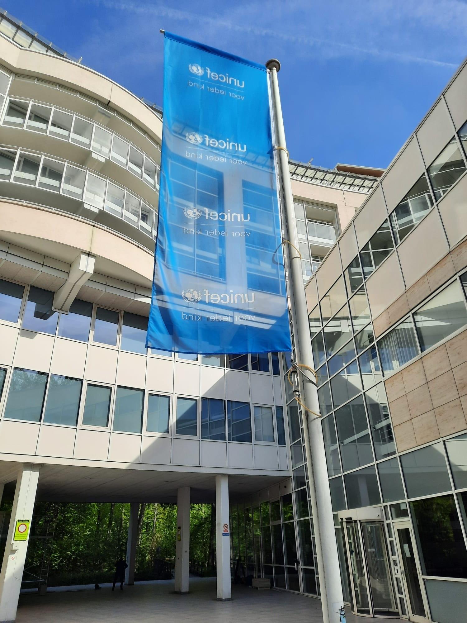 vooraanzicht kantoor vlag